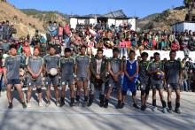 परशिक्षक हिमाल डि.सि.का साथ थबाङ गाउँपालिकाका पूरूष टिम